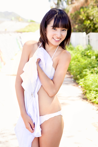 保田真愛.jpg