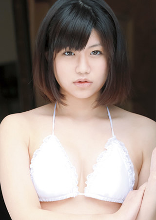 名草みお
