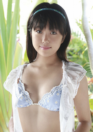 桜井はるかカチューシャの美人.jpg
